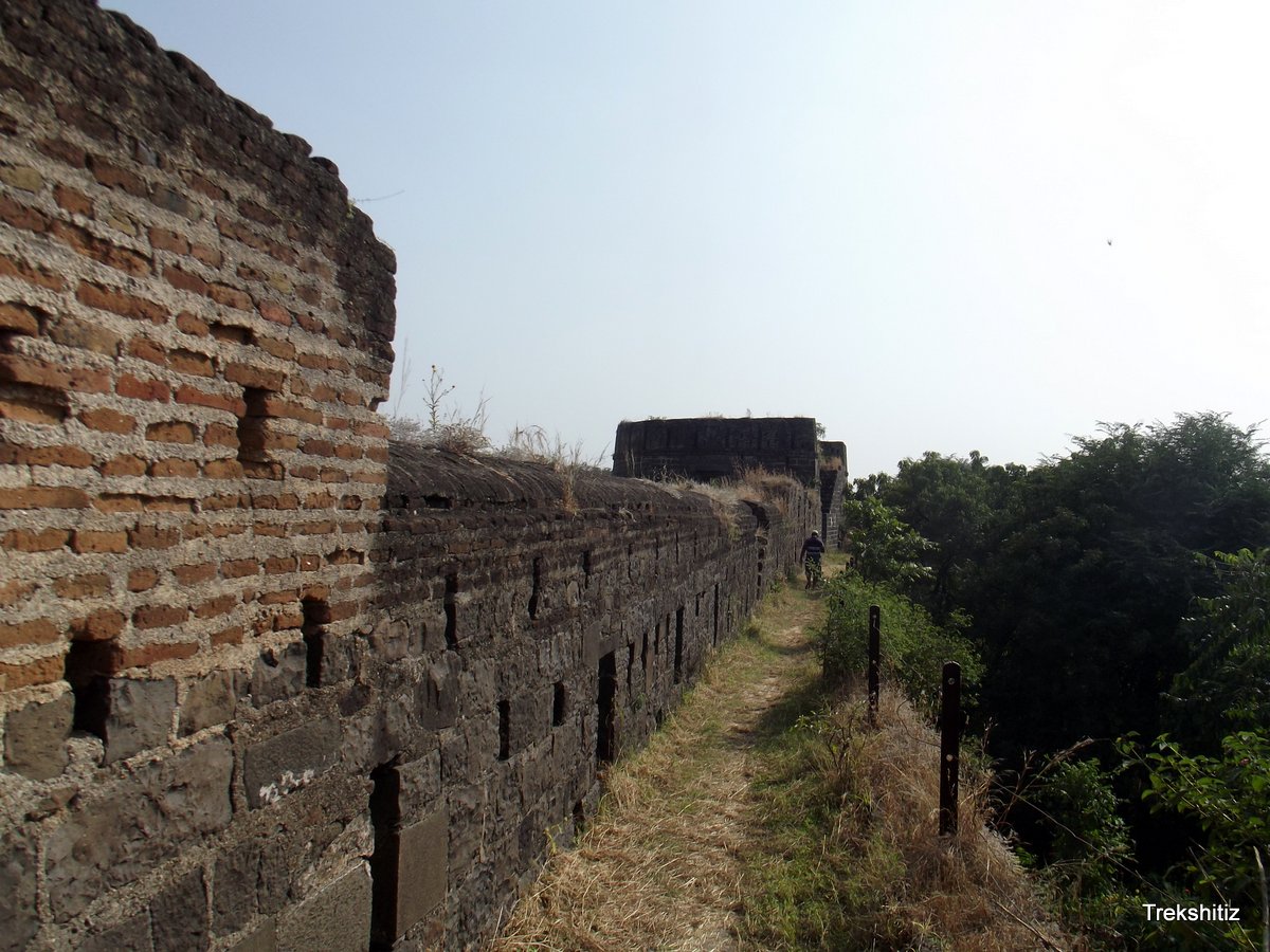 Nagar Fort